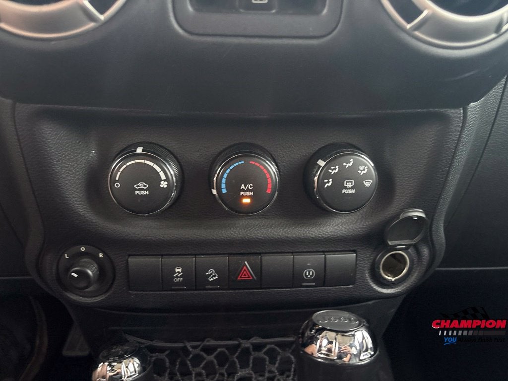 2016 Jeep Wrangler Unlimited Sahara