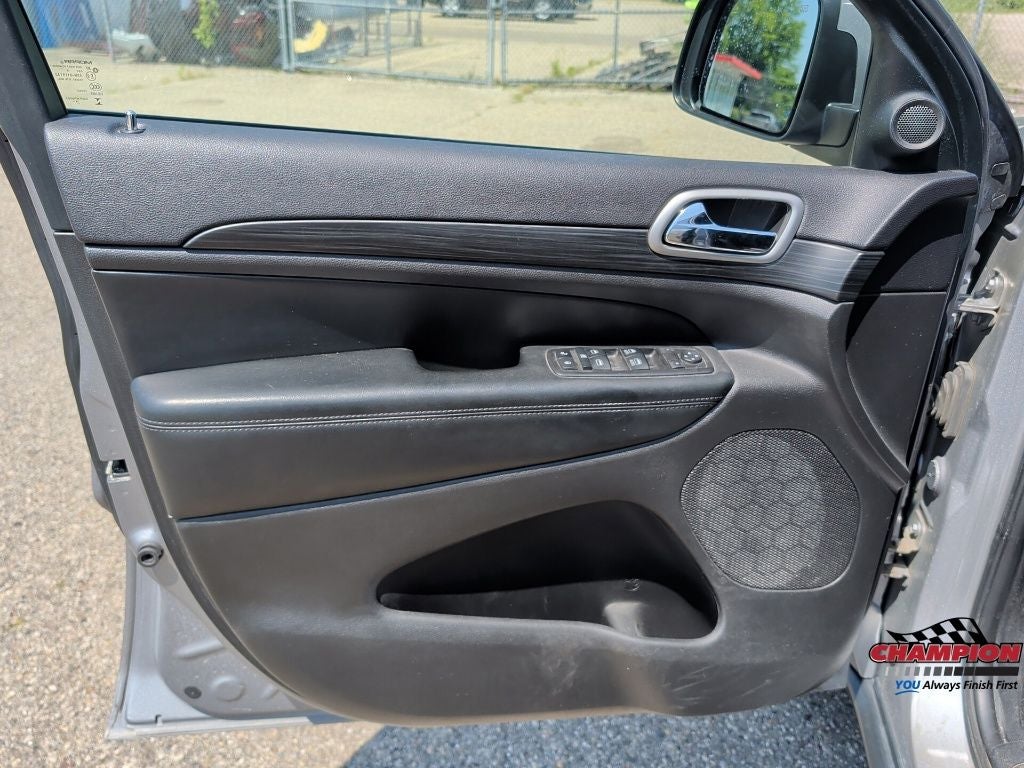 2019 Jeep Grand Cherokee Laredo E 4x4