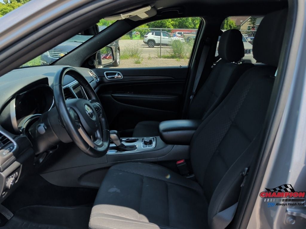 2019 Jeep Grand Cherokee Laredo E 4x4