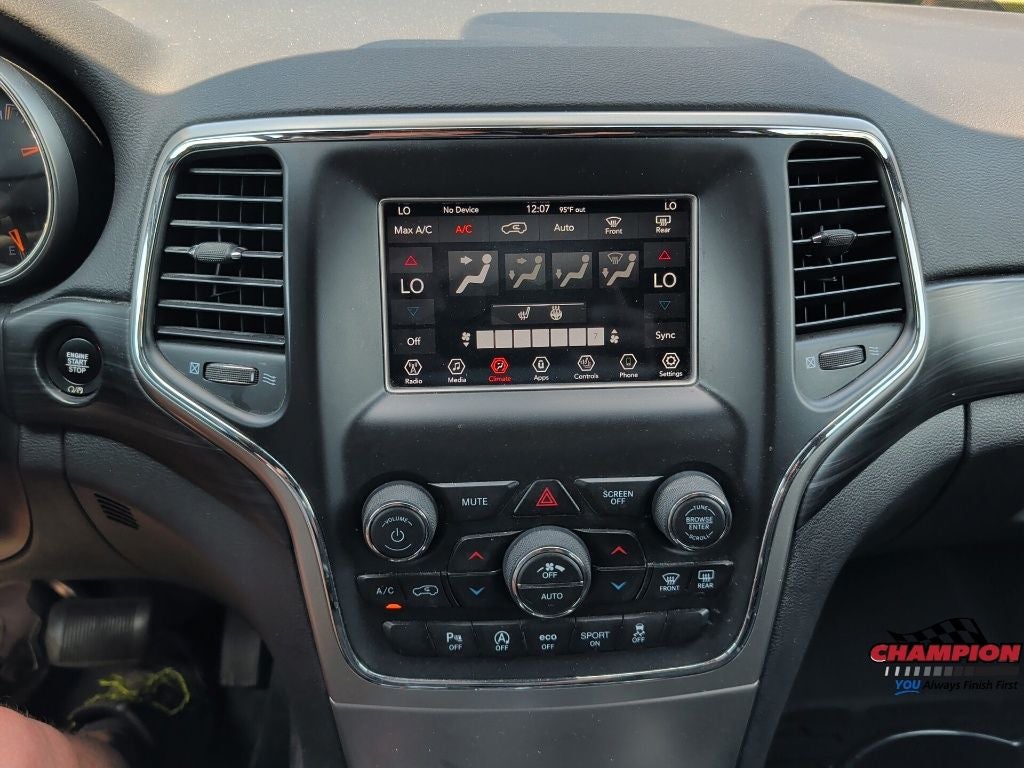 2019 Jeep Grand Cherokee Laredo E 4x4