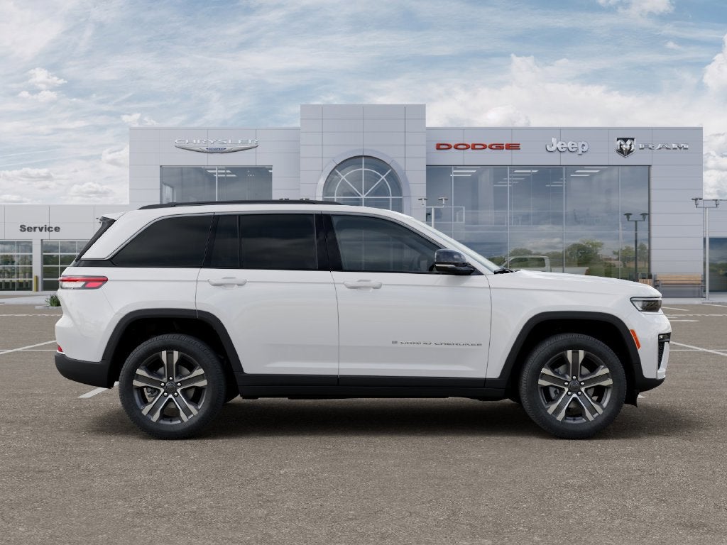 2027 Jeep Grand Cherokee GRAND CHEROKEE LIMITED 4X4