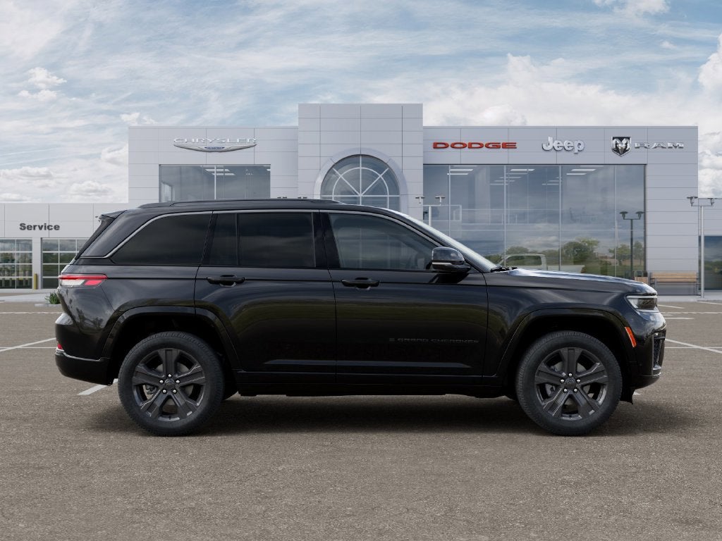 2027 Jeep Grand Cherokee GRAND CHEROKEE LIMITED RESERVE 4X4