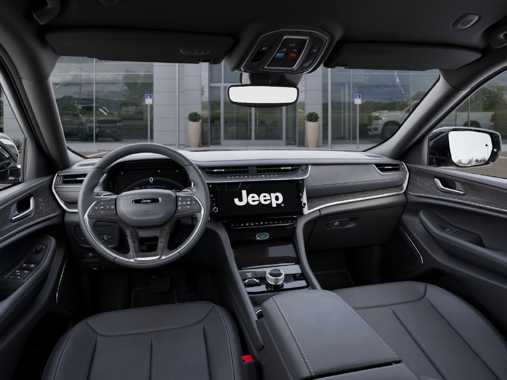 2027 Jeep Grand Cherokee GRAND CHEROKEE LIMITED 4X4