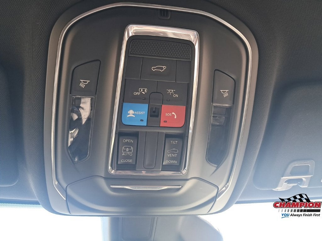 2023 Jeep Grand Cherokee L Altitude 4x4