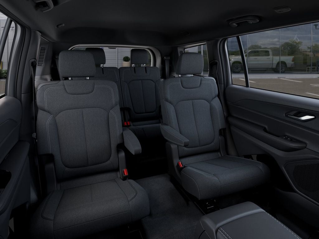 2026 Jeep Grand Cherokee GRAND CHEROKEE L LAREDO 4X4