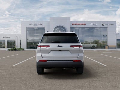 2026 Jeep Grand Cherokee Altitude 4x4