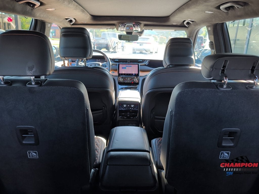 2023 Jeep Grand Cherokee L Summit Reserve 4x4