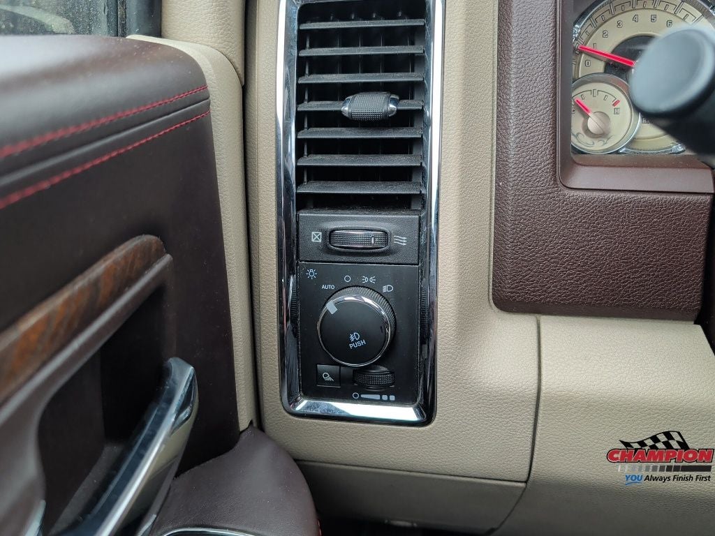 2018 RAM 1500 Longhorn Crew Cab 4x4 5'7' Box