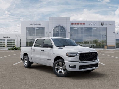 2026 RAM 1500 RAM 1500 EXPRESS CREW CAB 4X4 5'7' BOX