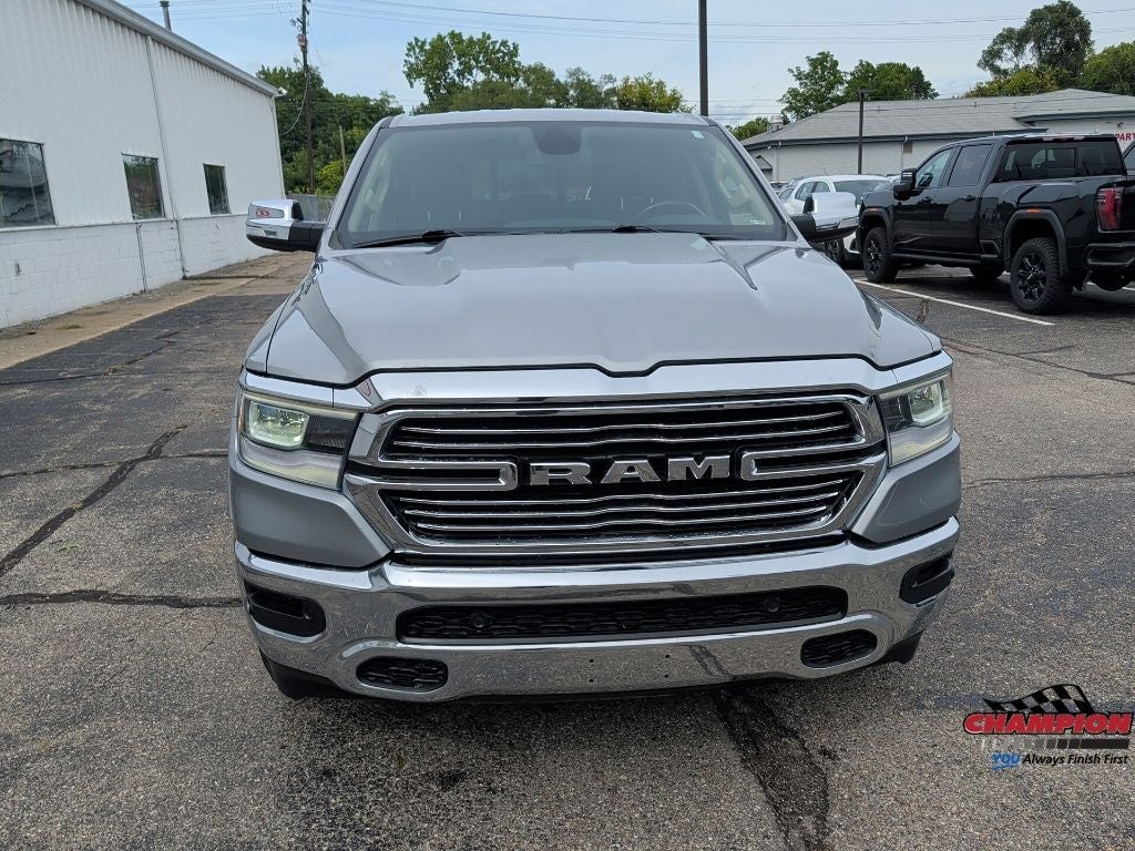 2019 RAM 1500 Laramie Crew Cab 4x4 5'7' Box