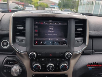 2019 RAM 1500 Laramie Crew Cab 4x4 5'7' Box
