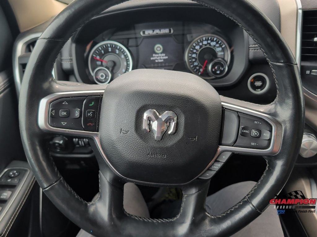 2019 RAM 1500 Laramie Crew Cab 4x4 5'7' Box