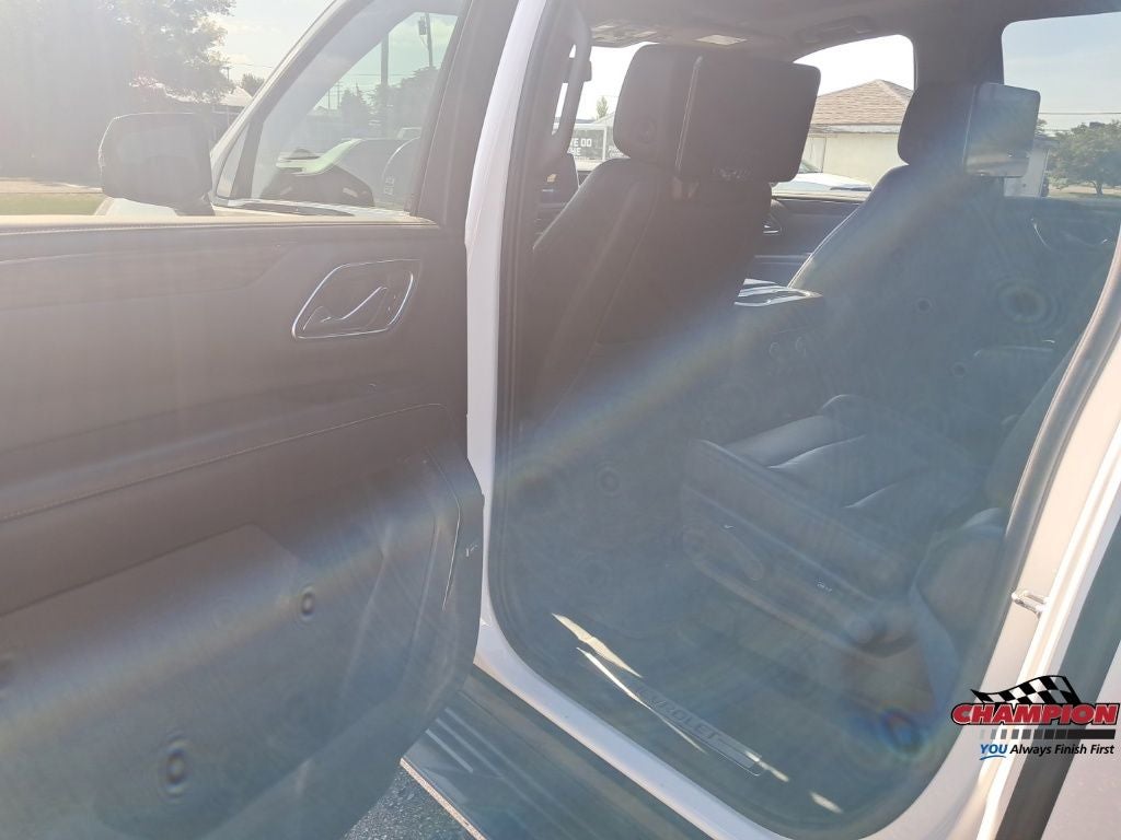 2021 Chevrolet Suburban 4WD LT