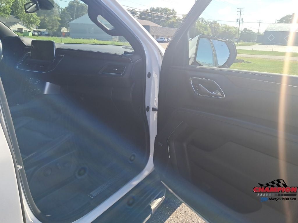 2021 Chevrolet Suburban 4WD LT