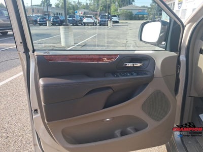 2013 Chrysler Town & Country Touring