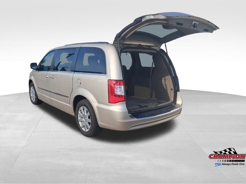 2013 Chrysler Town & Country Touring