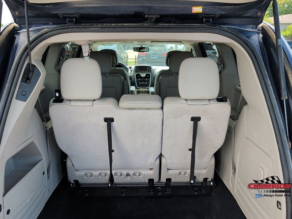 2014 Chrysler Town & Country Touring-L