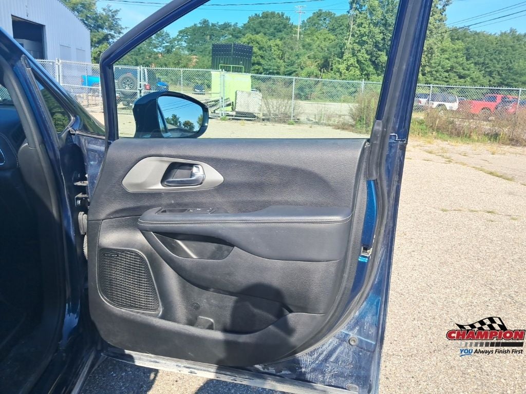 2023 Chrysler Pacifica Limited AWD