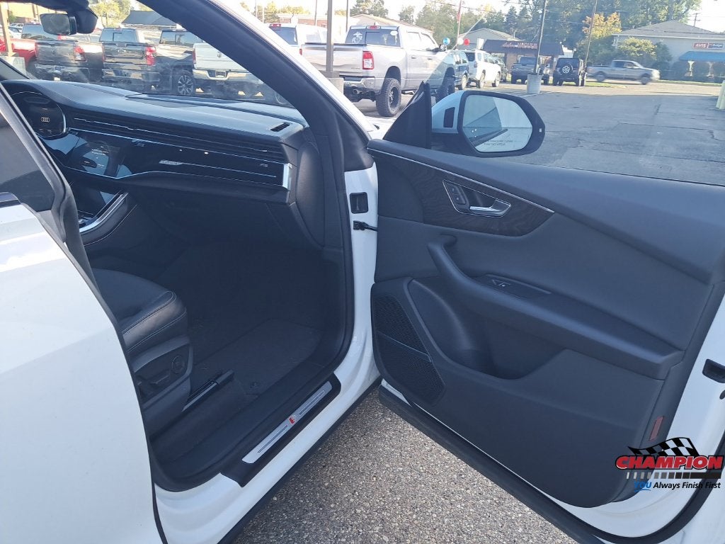 2021 Audi Q8 Prestige 55 TFSI quattro Tiptronic