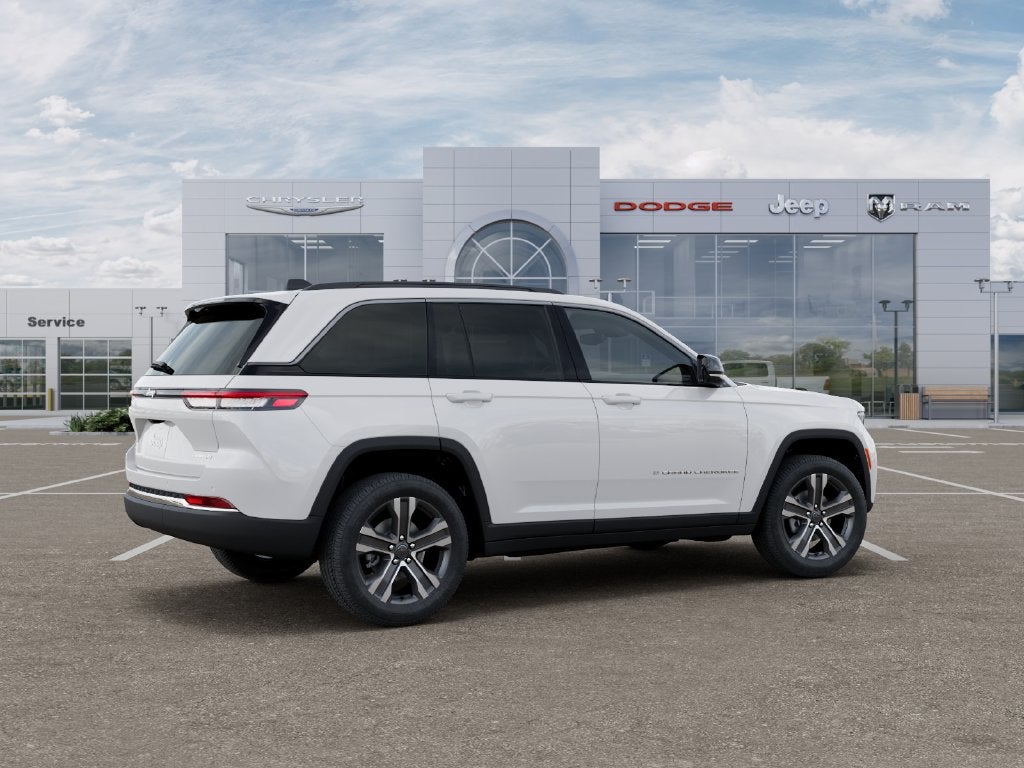 2027 Jeep Grand Cherokee GRAND CHEROKEE LIMITED 4X4