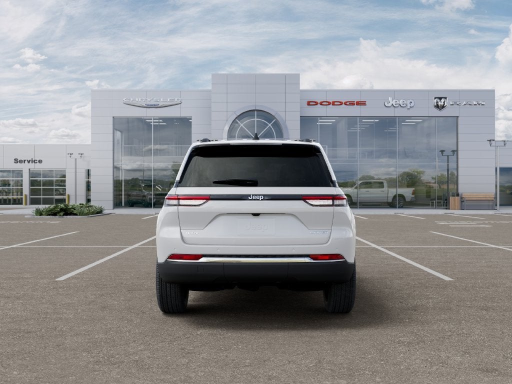 2027 Jeep Grand Cherokee GRAND CHEROKEE LIMITED 4X4