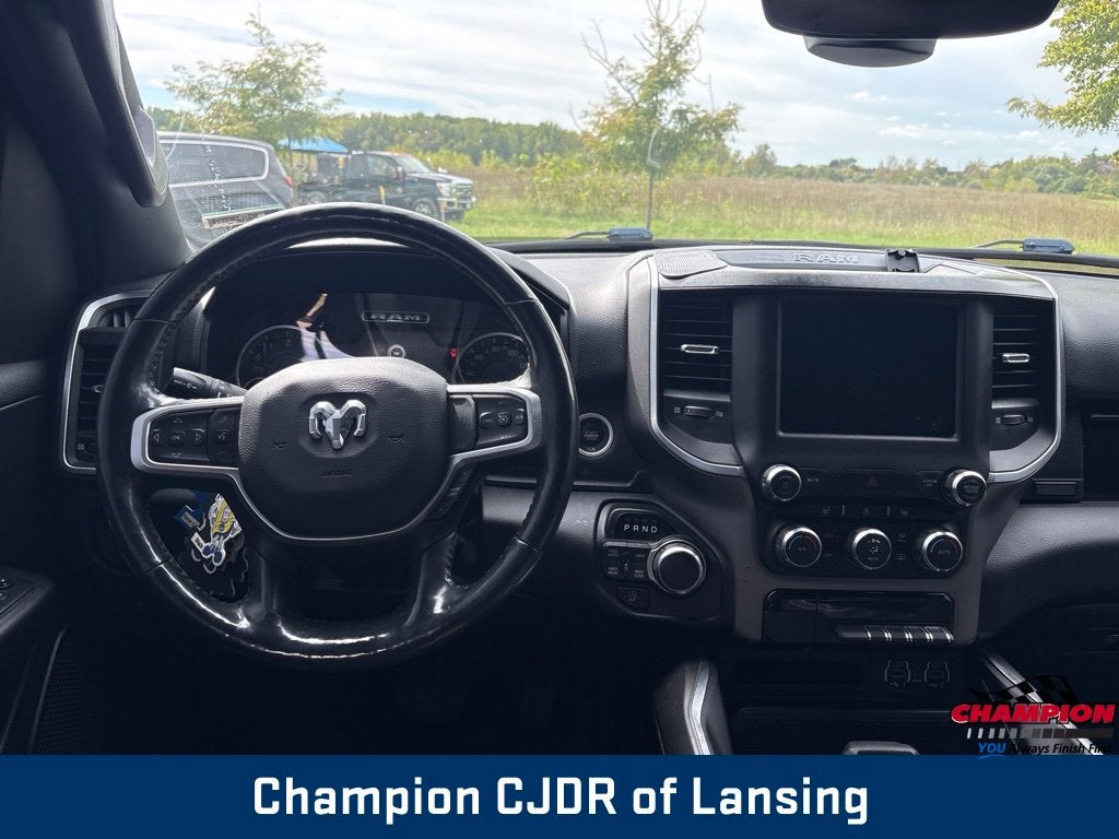 2020 RAM 1500 Big Horn Crew Cab 4x4 5'7' Box