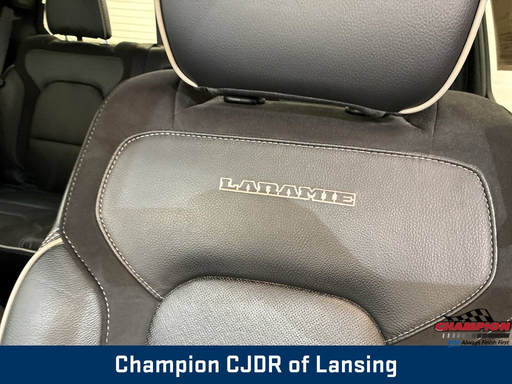2023 RAM 1500 Laramie Crew Cab 4x4 5'7' Box