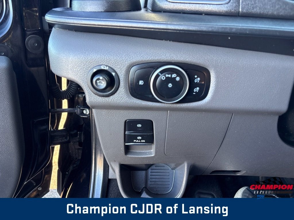 2021 Ford Transit-350 Passenger Van XLT