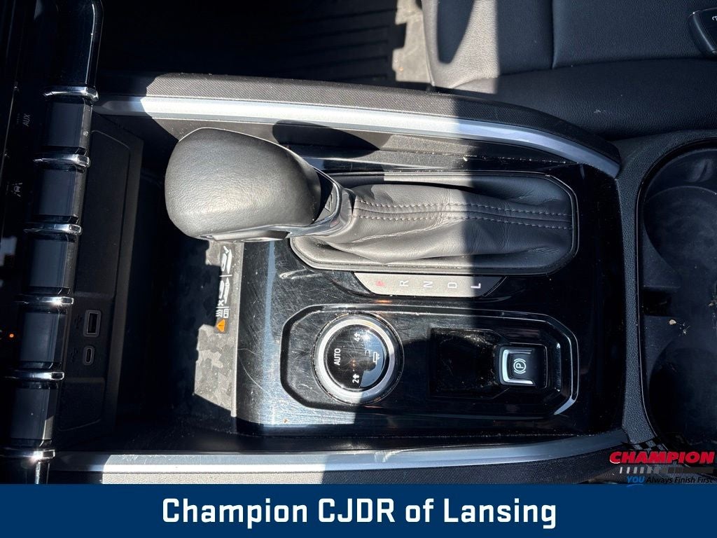 2023 Chevrolet Colorado 4WD Crew Cab Short Box LT