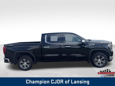 2025 GMC Sierra 1500 4WD Crew Cab Short Box SLT