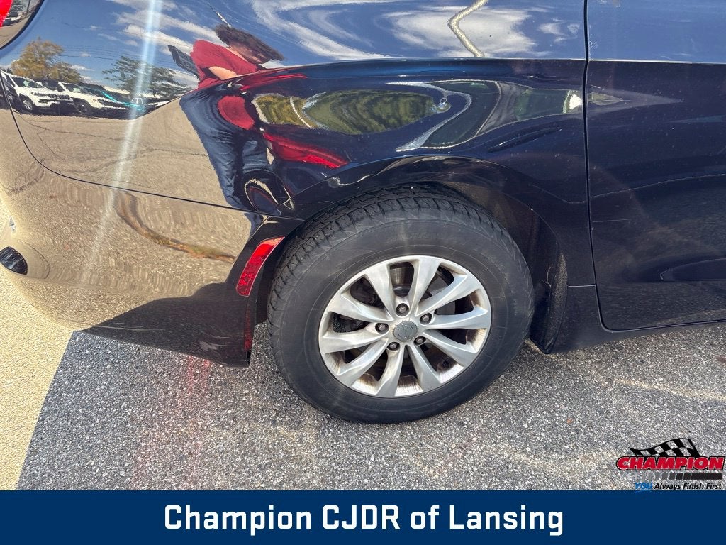 2017 Chrysler Pacifica Touring
