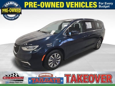 2023 Chrysler Pacifica Hybrid Touring L