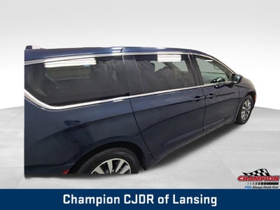 2023 Chrysler Pacifica Hybrid Touring L