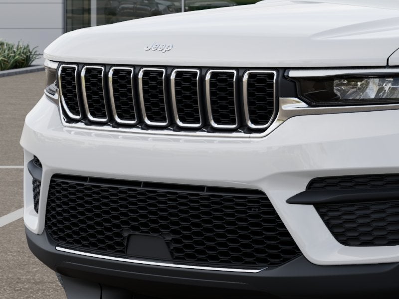 2027 Jeep Grand Cherokee GRAND CHEROKEE LAREDO X 4X4