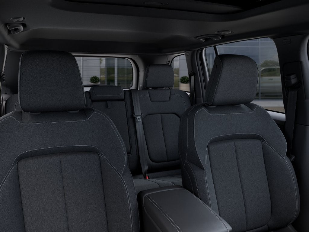 2027 Jeep Grand Cherokee GRAND CHEROKEE LAREDO X 4X4