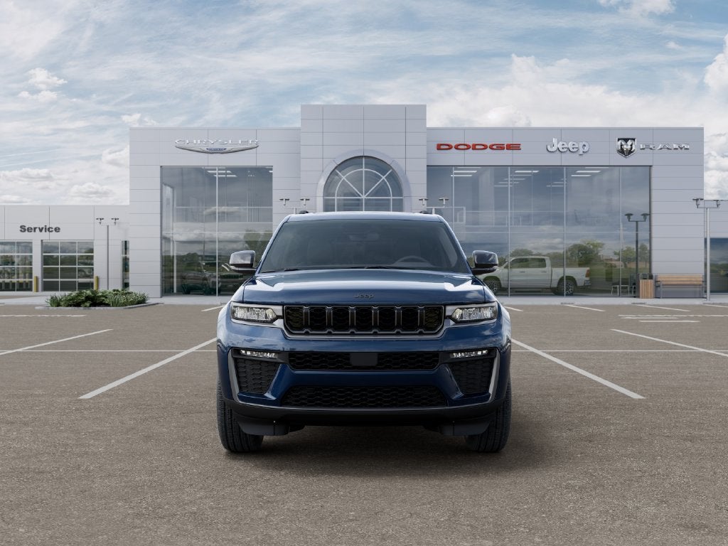2027 Jeep Grand Cherokee GRAND CHEROKEE LIMITED 4X4