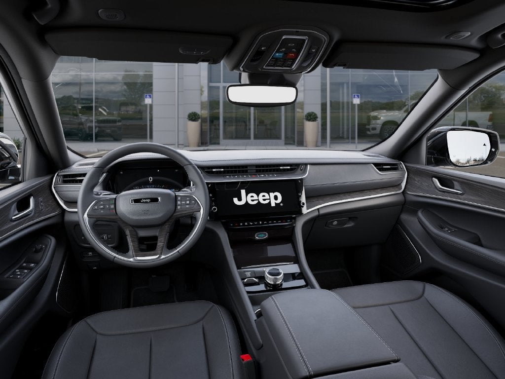 2027 Jeep Grand Cherokee GRAND CHEROKEE LIMITED 4X4