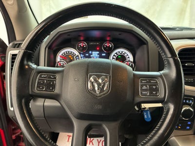 2018 RAM 1500 Big Horn Crew Cab 4x4 5'7' Box