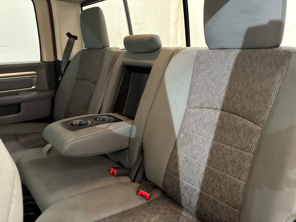 2018 RAM 1500 Big Horn Crew Cab 4x4 5'7' Box