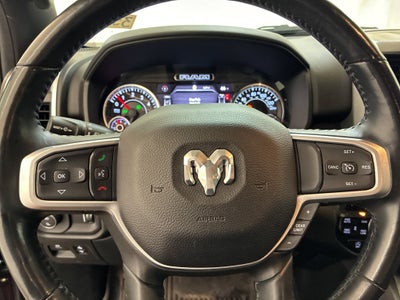 2022 RAM 1500 Big Horn Crew Cab 4x4 5'7' Box