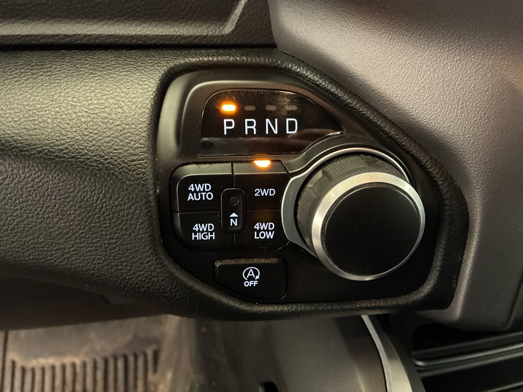 2022 RAM 1500 Big Horn Crew Cab 4x4 5'7' Box