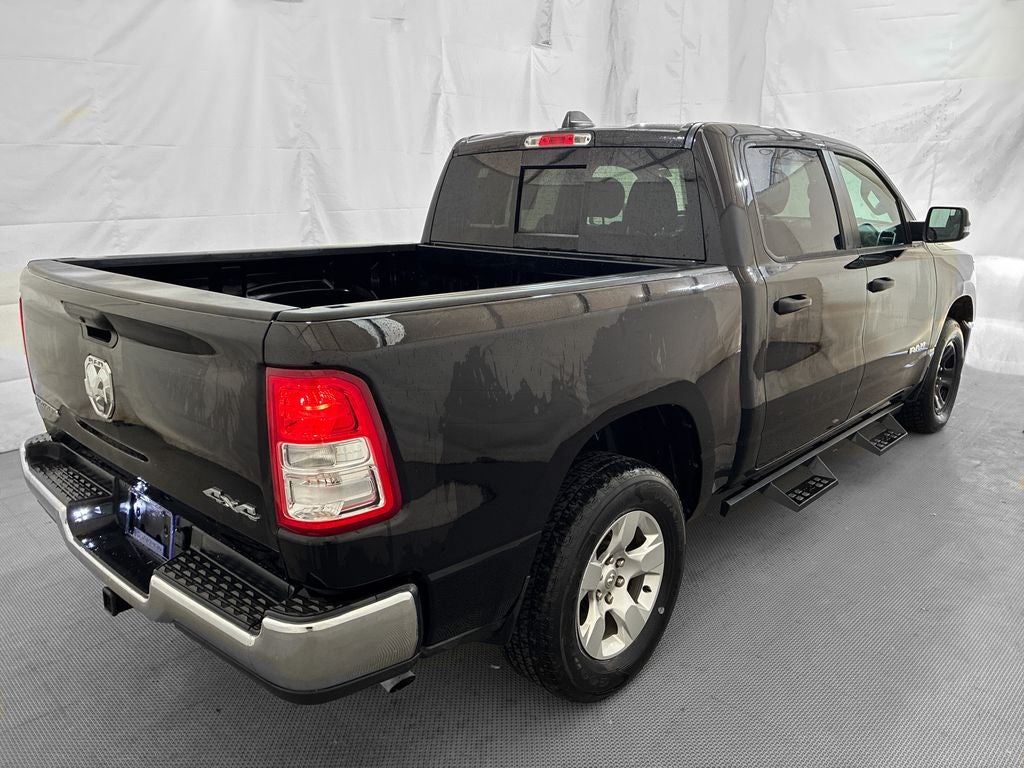 2023 RAM 1500 Big Horn Crew Cab 4x4 5'7' Box