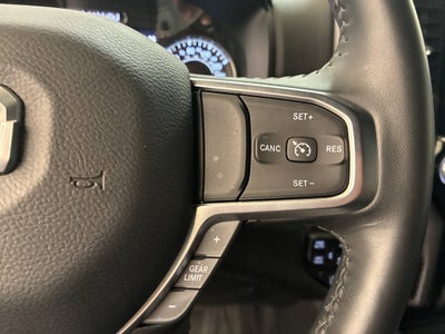 2024 RAM 1500 Big Horn Crew Cab 4x4 5'7' Box