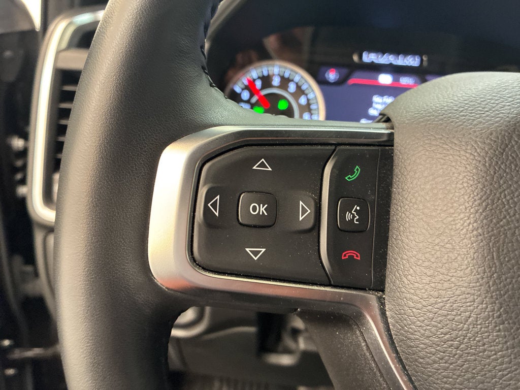2024 RAM 1500 Big Horn Crew Cab 4x4 5'7' Box
