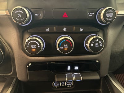 2023 RAM 1500 Big Horn Crew Cab 4x4 5'7' Box