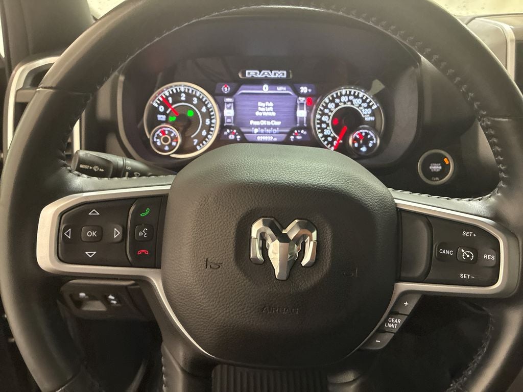 2023 RAM 1500 Big Horn Crew Cab 4x4 5'7' Box