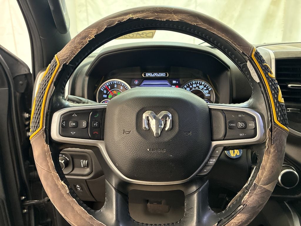 2020 RAM 1500 Big Horn Crew Cab 4x4 5'7' Box