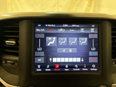 2020 RAM 1500 Big Horn Crew Cab 4x4 5'7' Box