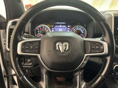 2022 RAM 1500 Big Horn Crew Cab 4x4 5'7' Box