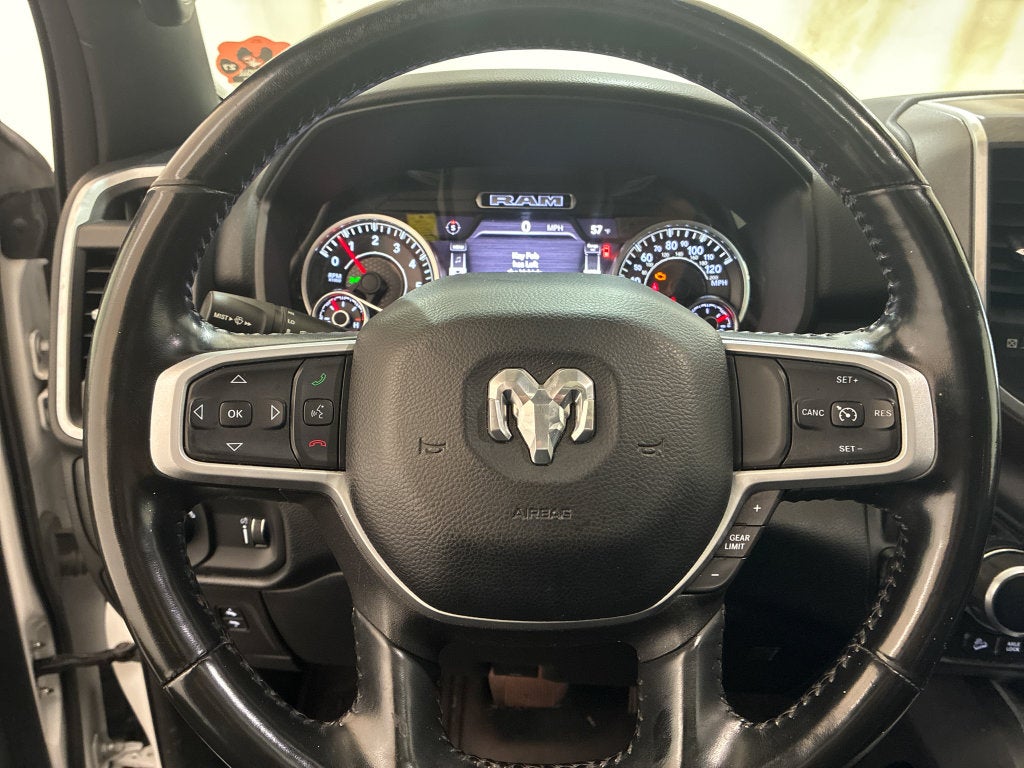 2022 RAM 1500 Big Horn Crew Cab 4x4 5'7' Box